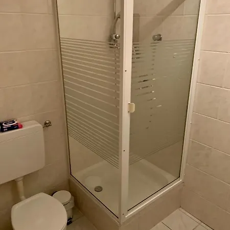 Πανσιόν Haus Am Burghain *